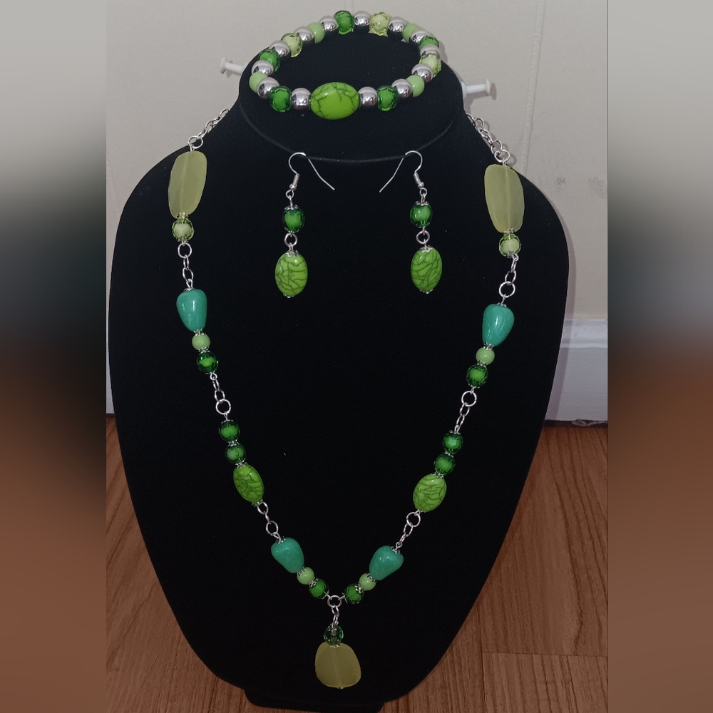 Necklace, bracelet and earring set,